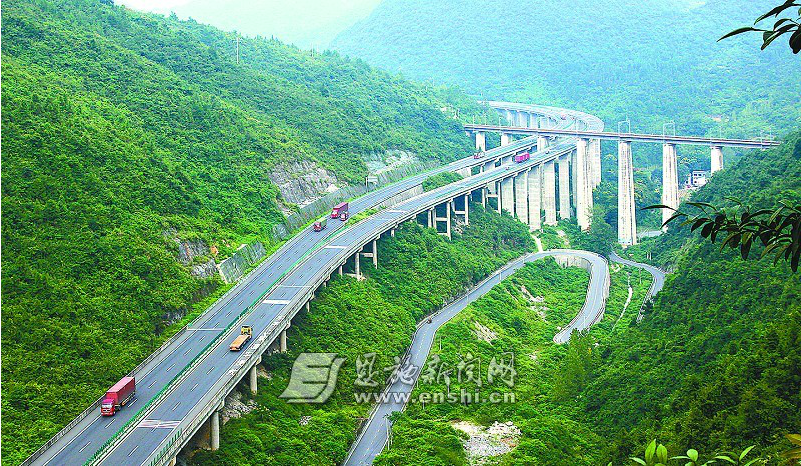 恩施州扩大开放促跨越发展