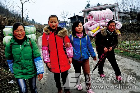 恩施州50余万中小学生昨日开学